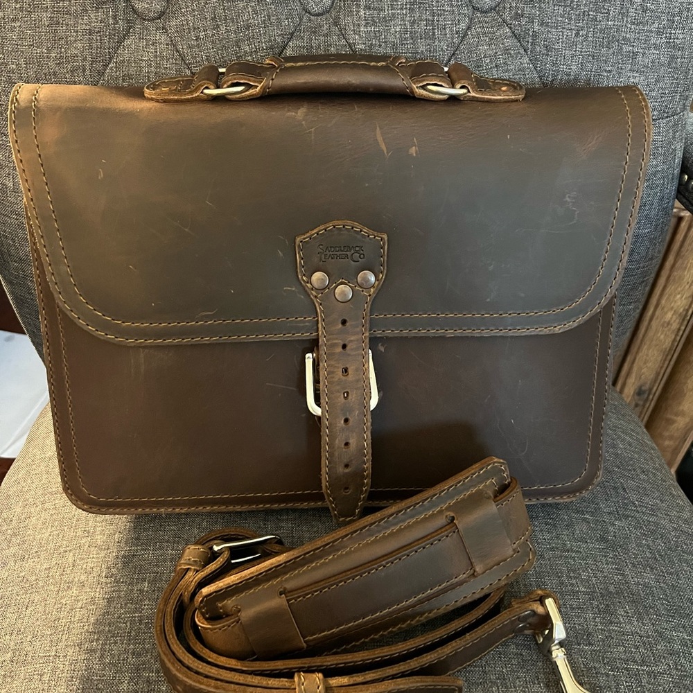 Saddleback Leather Thirteener Leather Briefcase (Dark Coffee Brown)